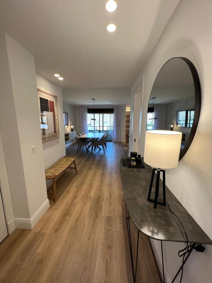 Donoso Cortes & Free Parking By Ele Apartments Malaga Ngoại thất bức ảnh